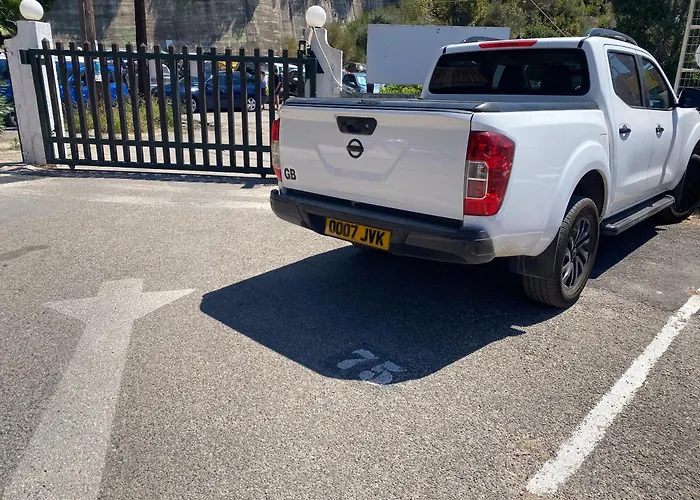 Escape - Corfu 글리파다