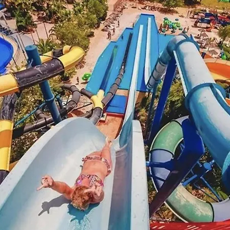 Escape - Corfu * Glyfada (Corfu)